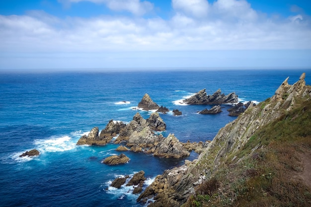 Penhascos de Ortigueira e oceano atlântico Galiza Espanha