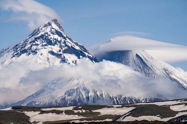 Península de Kamchatka. Rússia. Kluchevskaya grupo de vulcões.