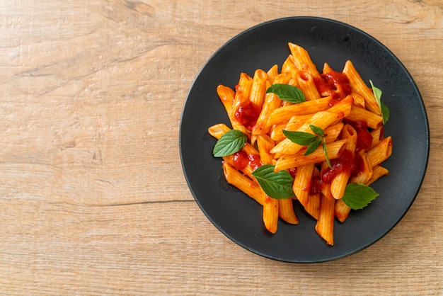 Penne Pasta in Tomatensauce