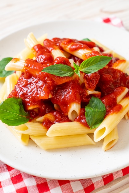 Penne Pasta in Tomatensauce