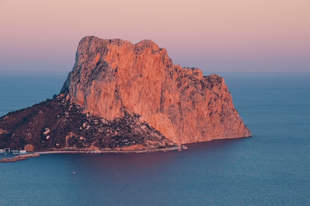 Peñon de Ifach-Felsen im Dorf Calpe. Alicante, Costa Blanca, Spanien