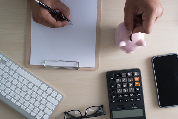 Pensión positiva Ahorro de dinero para la jubilación financiera