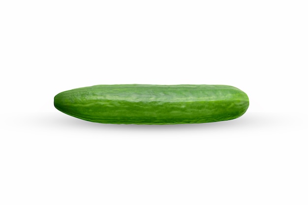 Un pepino verde suave aislado sobre fondo blanco.