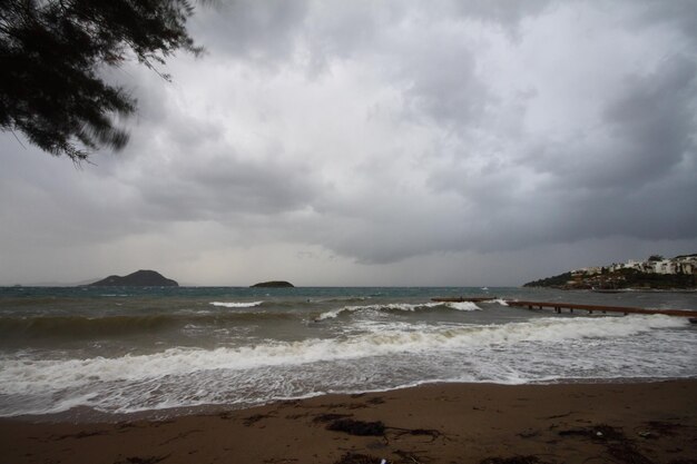 Foto una pequeña ciudad costera turgutreis