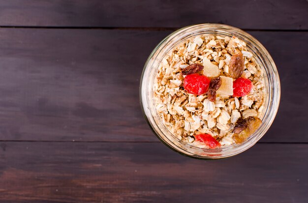 Pequeno-almoço saudável conjunto Granola em frasco de vidro