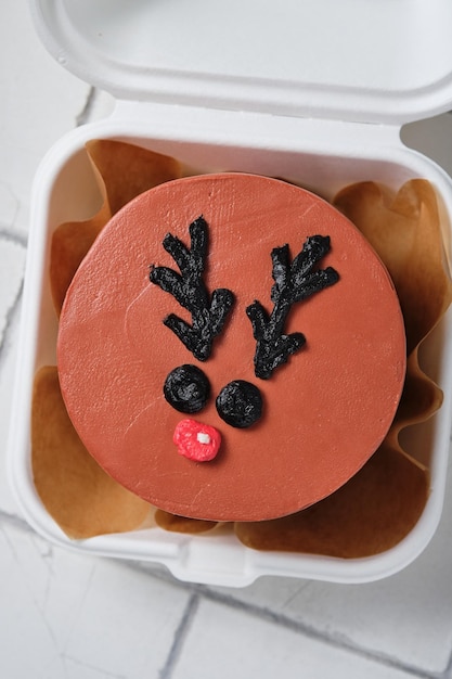 Pequeno bolo bento como presente para o feriado bolos de estilo coreano em uma caixa para uma pessoa Presente para o ano novo