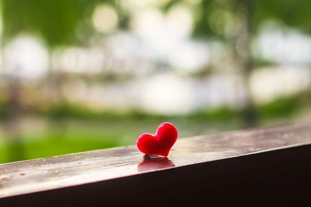 Pequeño corazón rojo