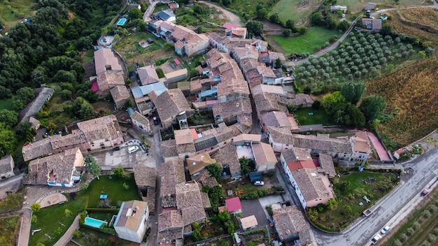 Pequeño pueblo Buera en España, vista aérea