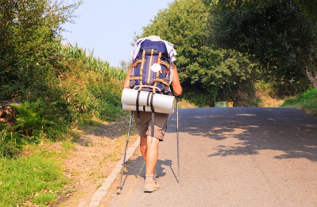 Peregrino en el camino de Santiago