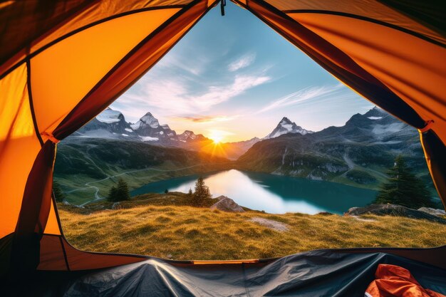 Perfekter Campingplatz hoch in den Bergen mit Zelt in der Sommersaison Generative Ai