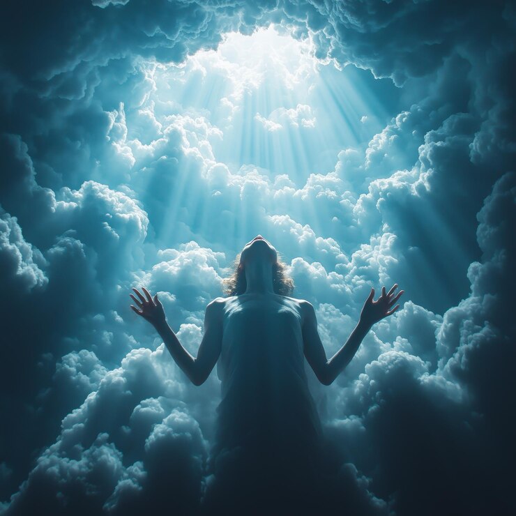 Foto persona bañada en rayos de luz radiante rompiendo a través de las nubes