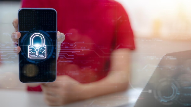una persona está sosteniendo un teléfono celular con la palabra poder en él