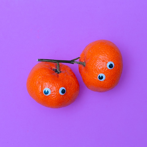 Personagem engraçada de tangerinas. Arte plana mínima