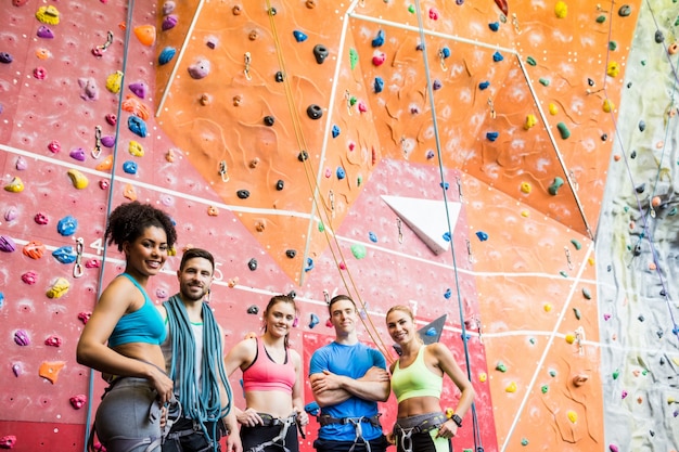 Personas aptas para escalar rocas