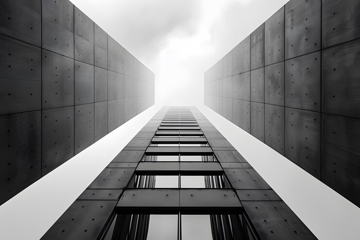 Una perspectiva dramática de la arquitectura moderna que alcanza el cielo