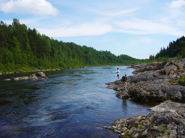 Pesca por el rio