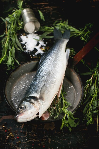 Pescado con hierbas