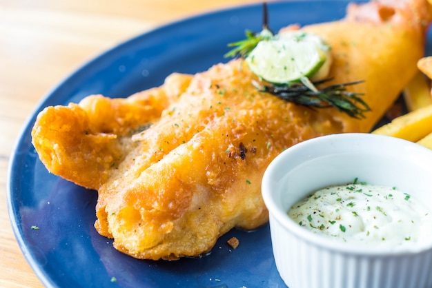 pescado y papas fritas