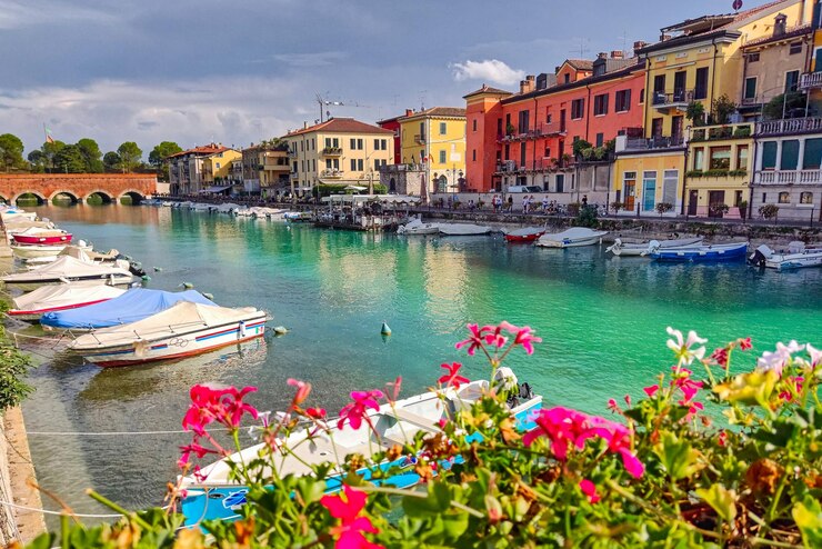 Peschiera del Garda no lago Garda