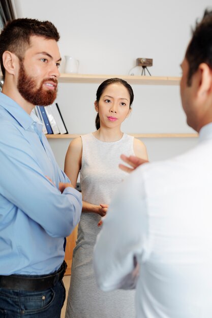 Foto pessoas de negócios, trabalhando em equipe