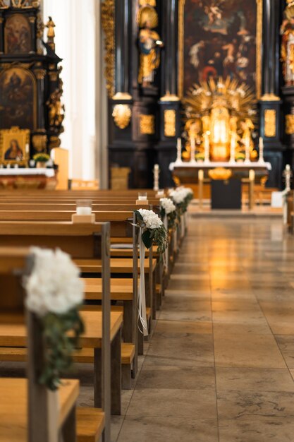 Foto pessoas na igreja