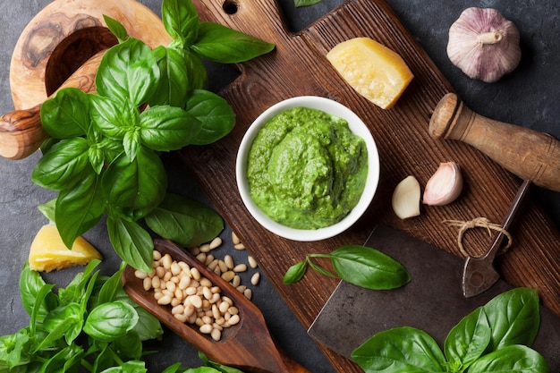 Foto pesto-sauce-zutaten