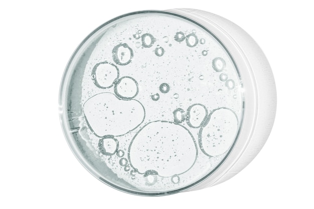 Petri-Schüssel isoliert auf leeren Hintergrund Tropfen Flecken Bakterien und Moleküle in einer Petri-schüssel
