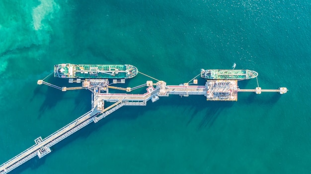 petrolero, petrolero en alta mar. buque de carga de la industria refinería, vista aérea