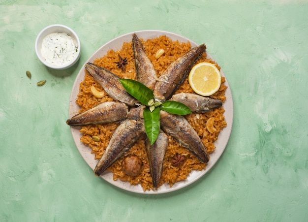 Pez Biryani. Arabia Saudita Pescado Kabsa.