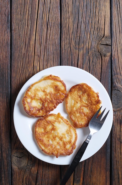 Pfannkuchen auf dem Tisch