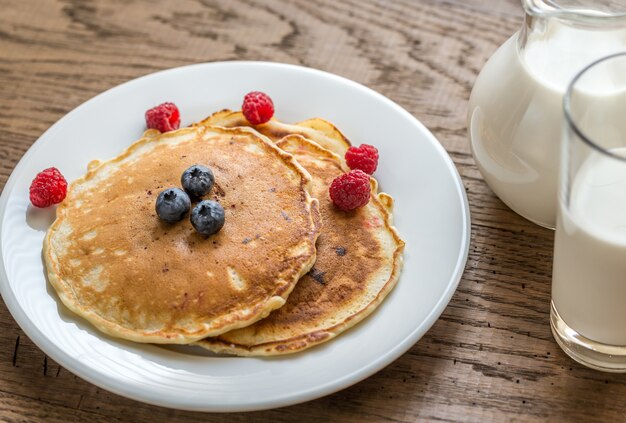 Pfannkuchen mit Beeren