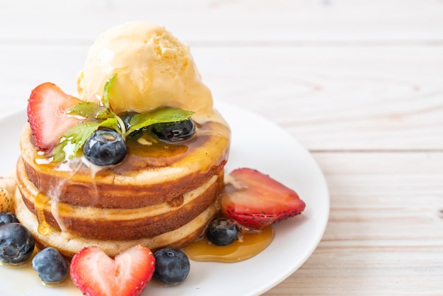 Pfannkuchen mit Blaubeeren