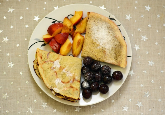 Pfannkuchen mit Früchten