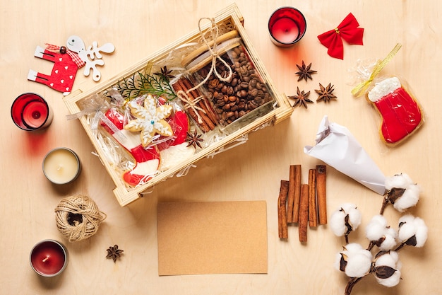 Pflegepaket, saisonale Geschenkbox mit Kaffee, Lebkuchen und Zimt