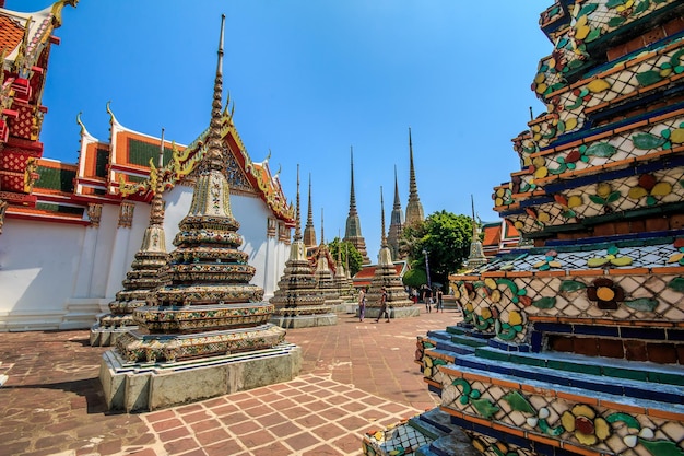 Phra Maha Chedi Si Ratchakan em Wat Pho em Bangkok TAILÂNDIA