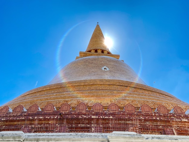 Phra Pathom Chedi templo na província de Nakorn pathom Tailândia