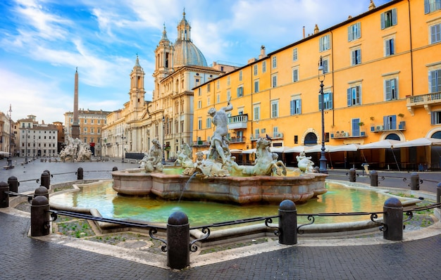 Piazza Navona por la mañana, Roma, Italia