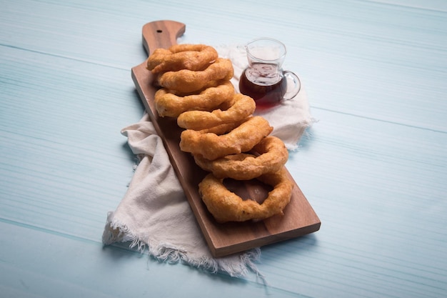 Picarones postre tradicional peruano comida dulce masa frita con miel