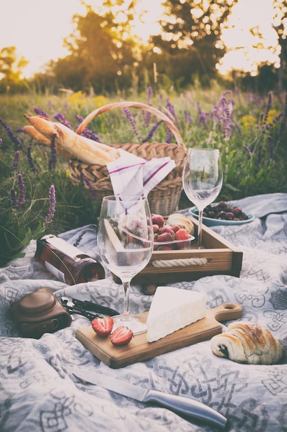 Foto picknick auf der wiese