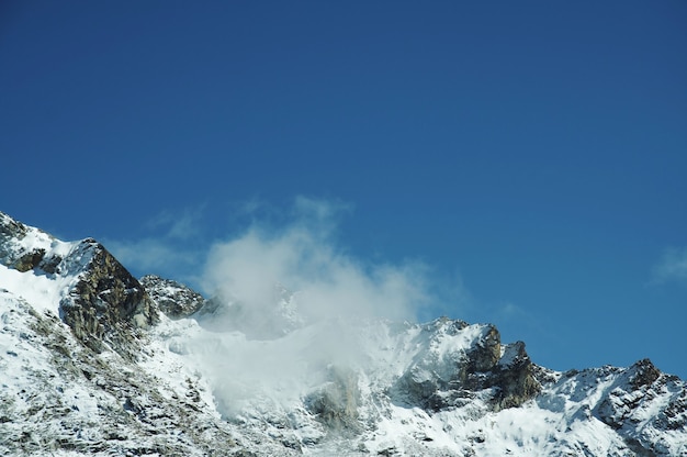 Pico Urus en Cordilleras de montaña, Perú