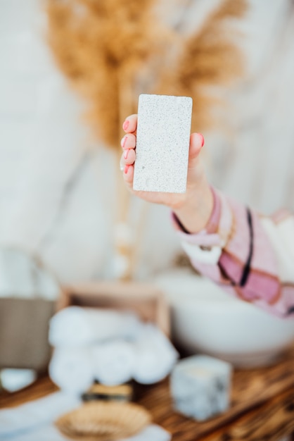 Piedra pómez en el baño