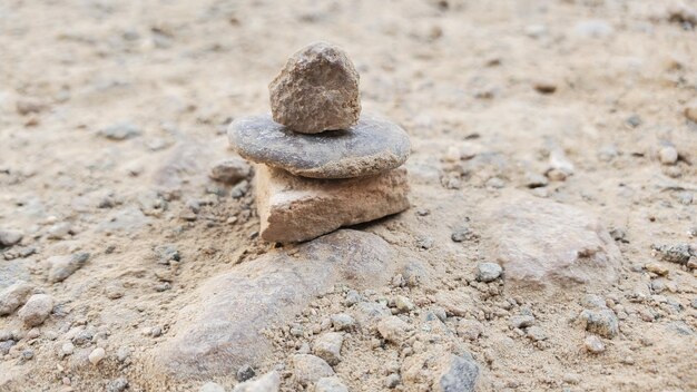 Foto piedras y triangulo