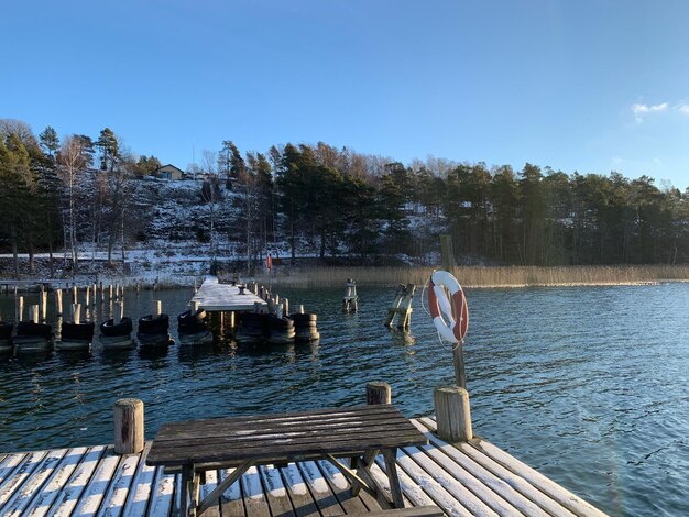 Foto pier am see gegen den himmel