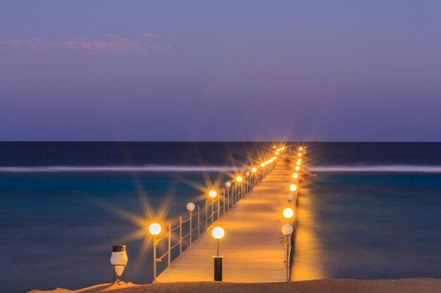 Pier am Strand Rotes Meer Ägypten