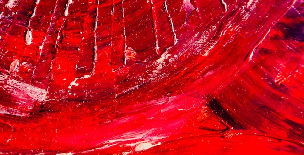 Foto una pieza de arte roja con el nombre de la compañía en ella