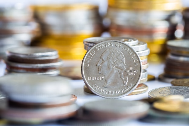 Foto pila de fondo de datos de financail de la bolsa de moneda.