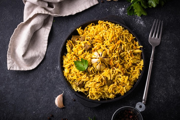 Pilafreis mit Gemüse und Lammfleisch