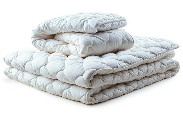 Pilha de cobertores em camadas elegantes para conforto e organização aconchegantes