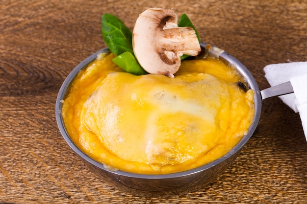 Pilz Cocotte mit Käse