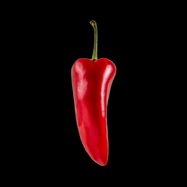 Pimiento rojo fresco aislado